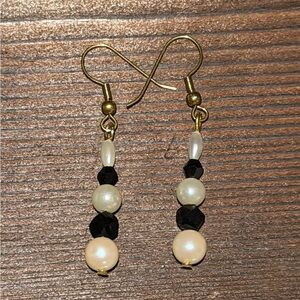 Chic Pearl and Black Bead Drop Earrings